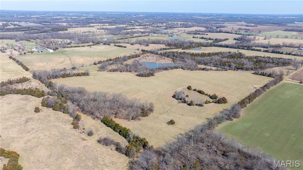 New Bloomfield - Land