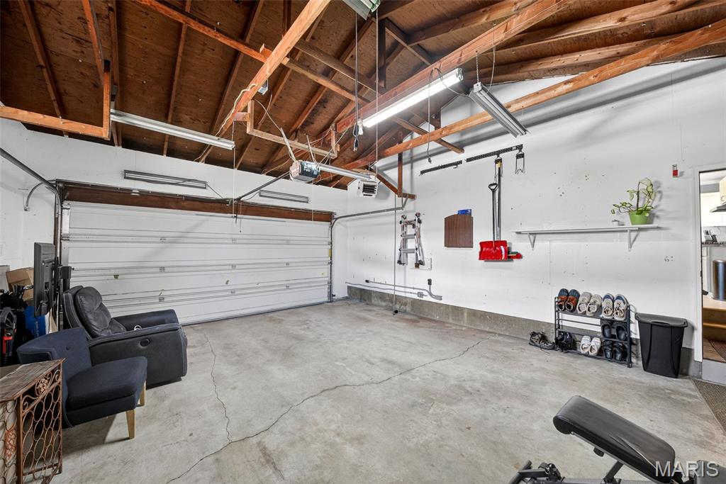 Golden Gables 2 - Residential