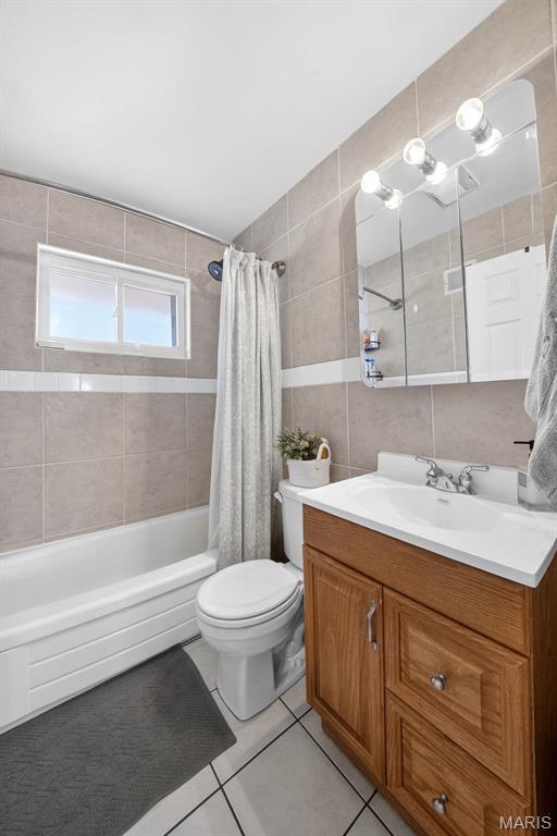 Golden Gables 2 - Residential