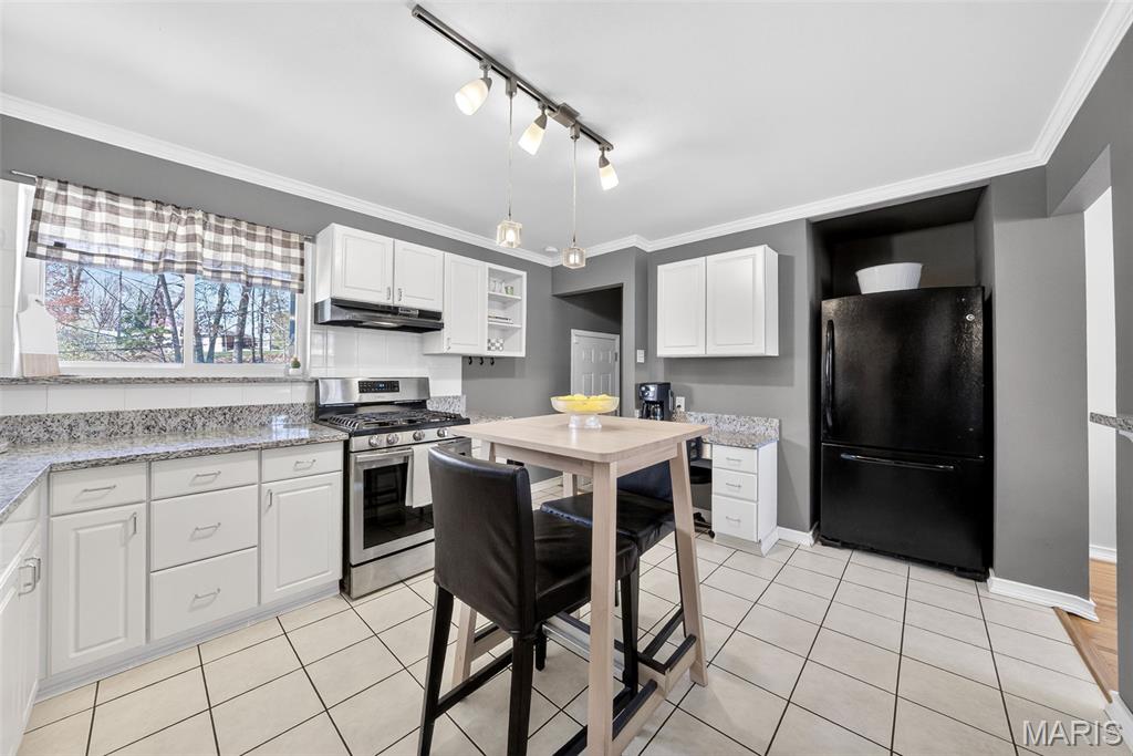 Golden Gables 2 - Residential