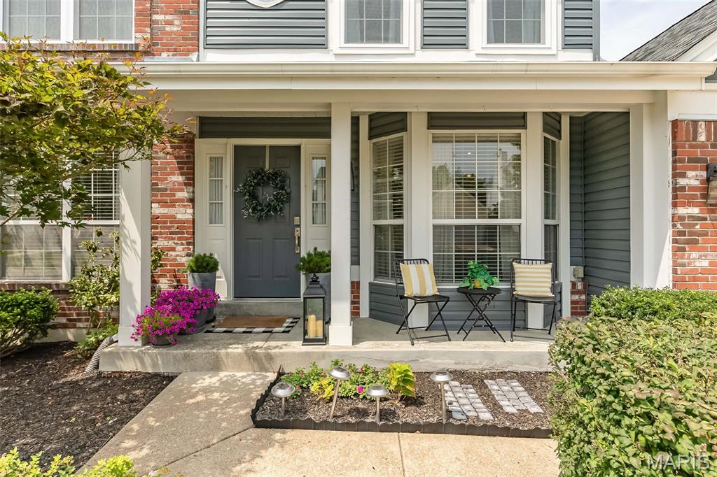 Photo of 219 Cheval Square Drive, Chesterfield, MO 63005 (MLS # 26052861)