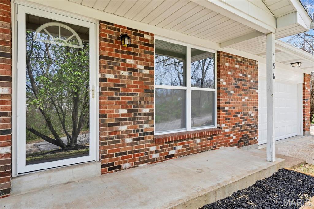 156 Hinrichs Lane