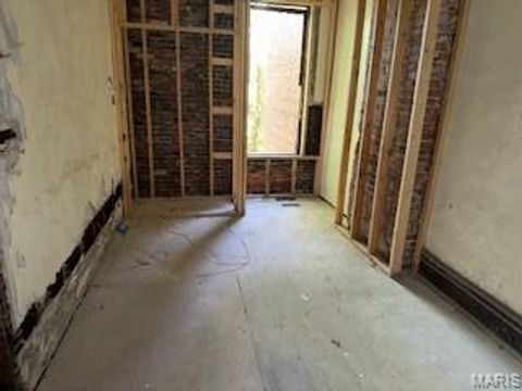 Tiny photo for 2906 Park Avenue, St Louis, MO 63104 (MLS # 26022302)