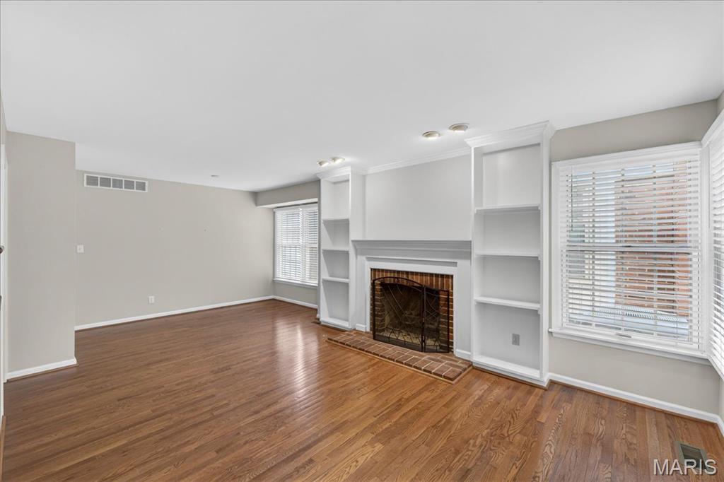 Brooksgate Manor - Residential