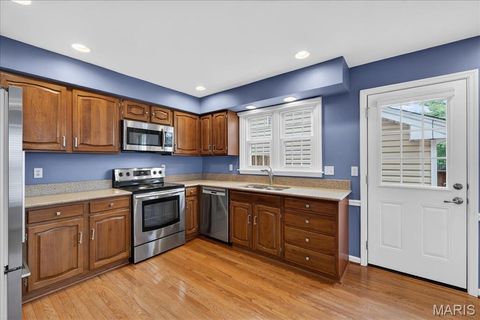 Tiny photo for 1038 Brooksgate Manor Drive, Kirkwood, MO 63122 (MLS # 26019392)