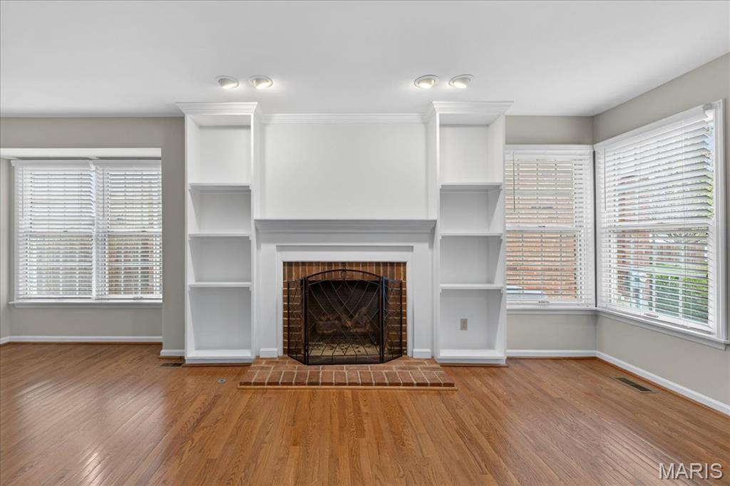 Brooksgate Manor - Residential