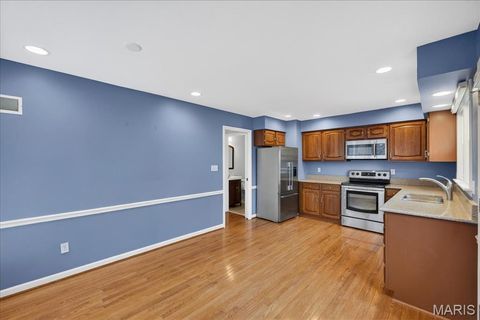 Tiny photo for 1038 Brooksgate Manor Drive, Kirkwood, MO 63122 (MLS # 26019392)