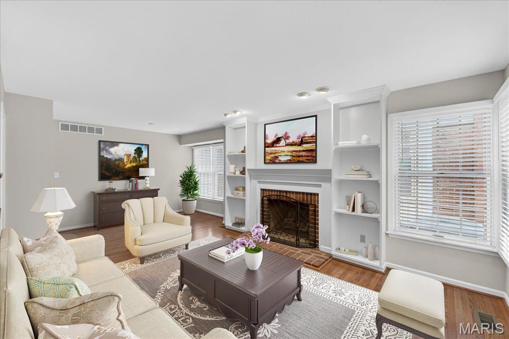 Brooksgate Manor - Residential