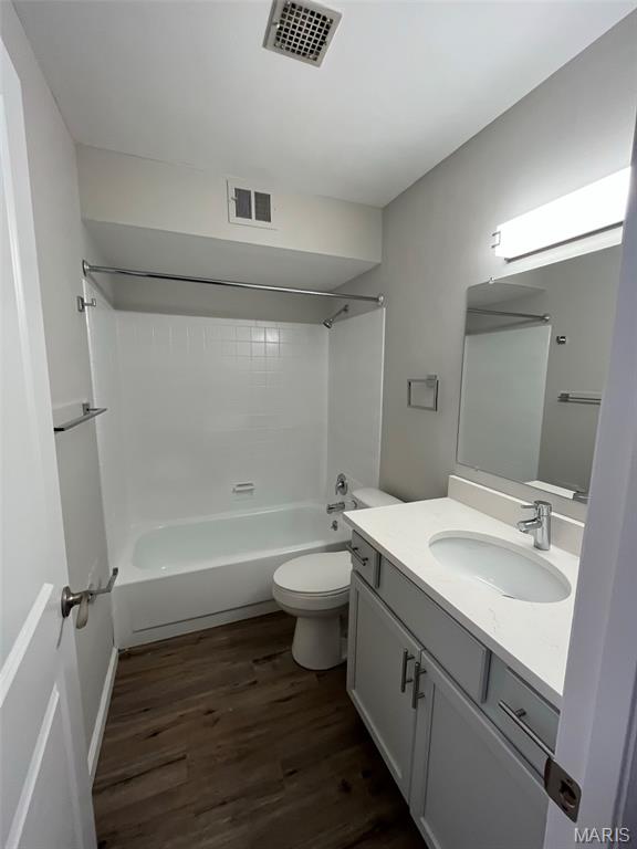 Four Seasons Sec 1 - Residential Lease