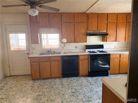 Tiny photo for 486 N Jackson Avenue, Lebanon, MO 65536 (MLS # 26068849)