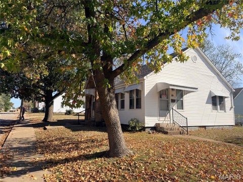 Tiny photo for 486 N Jackson Avenue, Lebanon, MO 65536 (MLS # 26068849)