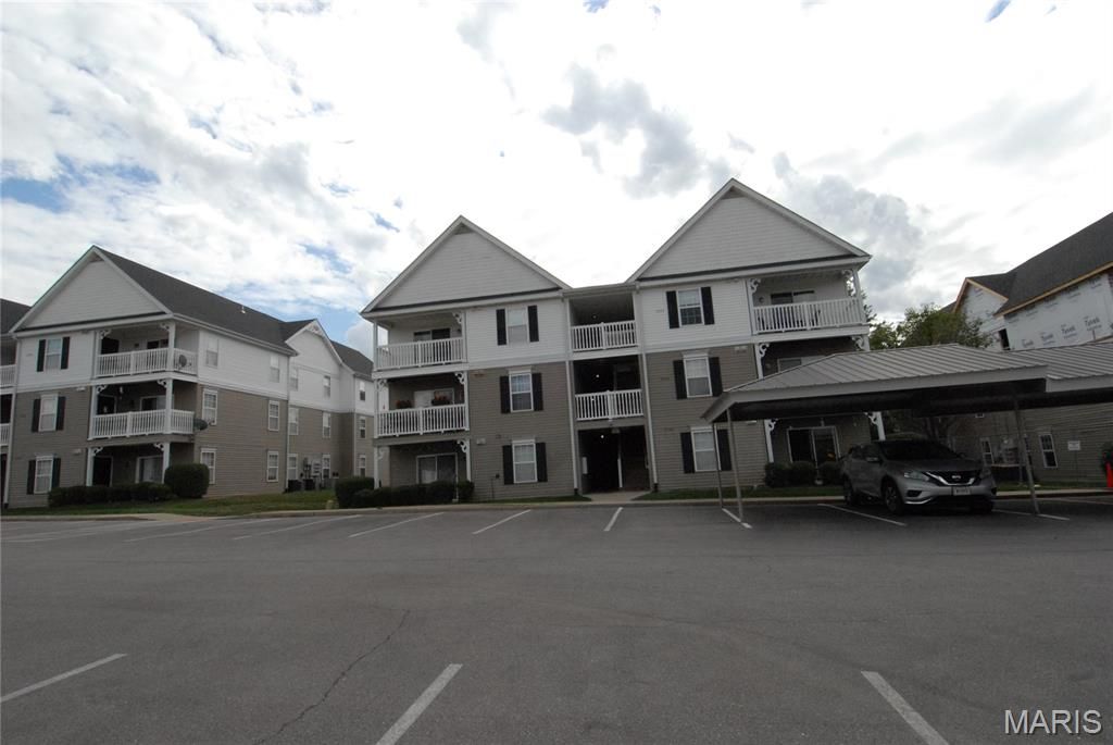 Photo of 10201 Spring Creek Lane #2B, OFallon, MO 63368 (MLS # 25079617)