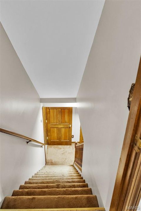 Tiny photo for 15142 Highcroft Drive Drive, Chesterfield, MO 63017 (MLS # 25081705)