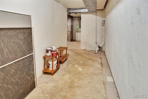 Tiny photo for 15142 Highcroft Drive Drive, Chesterfield, MO 63017 (MLS # 25081705)