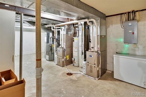 Tiny photo for 15142 Highcroft Drive Drive, Chesterfield, MO 63017 (MLS # 25081705)