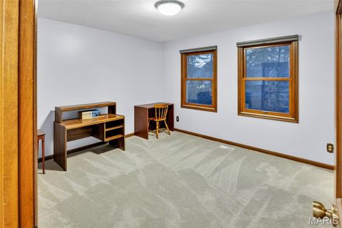 Tiny photo for 15142 Highcroft Drive Drive, Chesterfield, MO 63017 (MLS # 25081705)