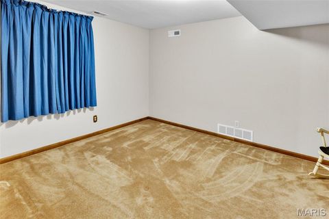 Tiny photo for 15142 Highcroft Drive Drive, Chesterfield, MO 63017 (MLS # 25081705)