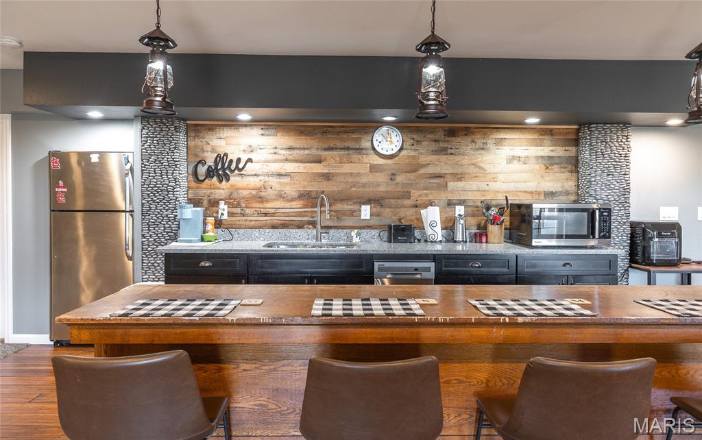 Lake Forest Farms - Farm