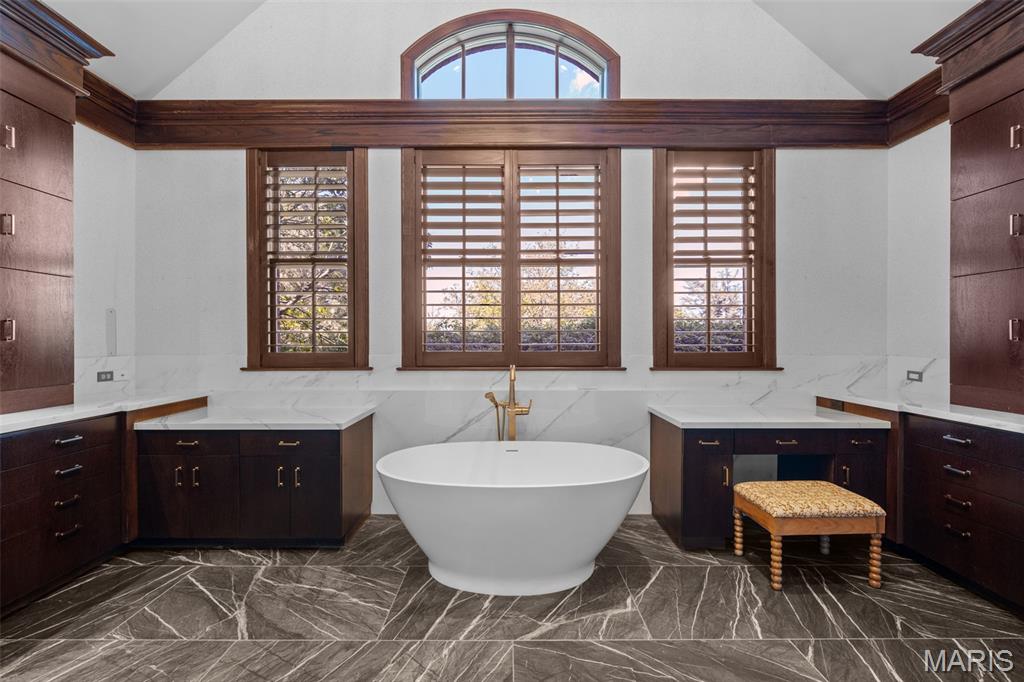 Bridle Ridge Estates - Residential
