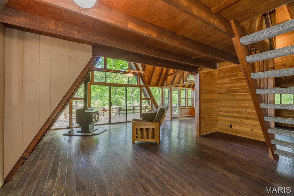 934 Woodlake Drive