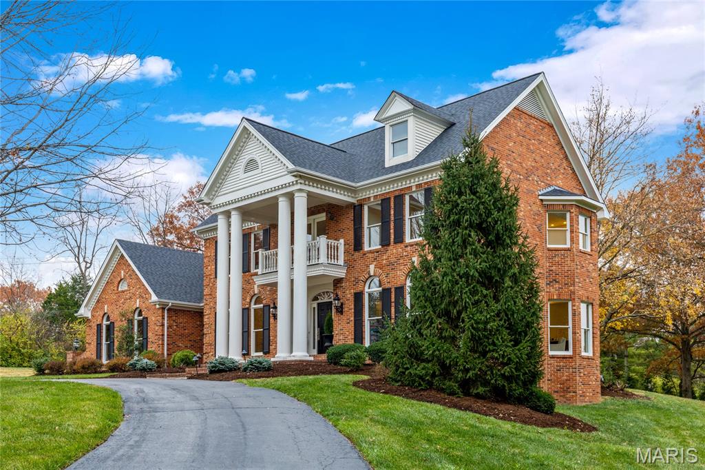 822 Town And Country Estates Drive