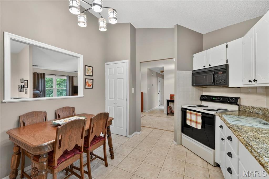 Hickory Sound Condo I Ph I - Residential