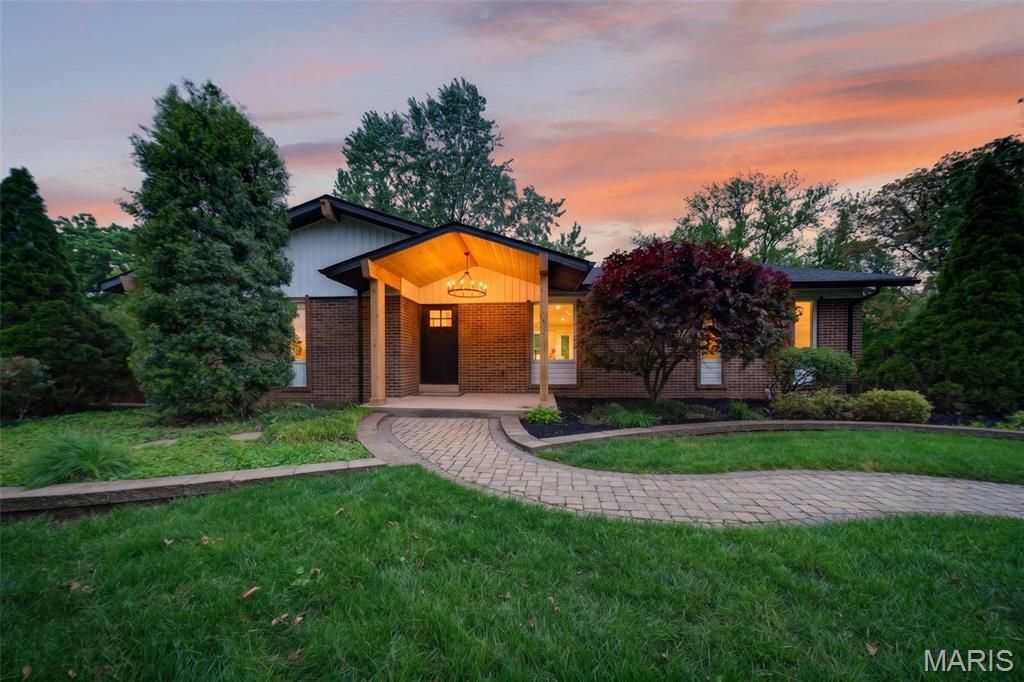 Photo of 1115 Grand Prix Drive, St Charles, MO 63303 (MLS # 26025930)