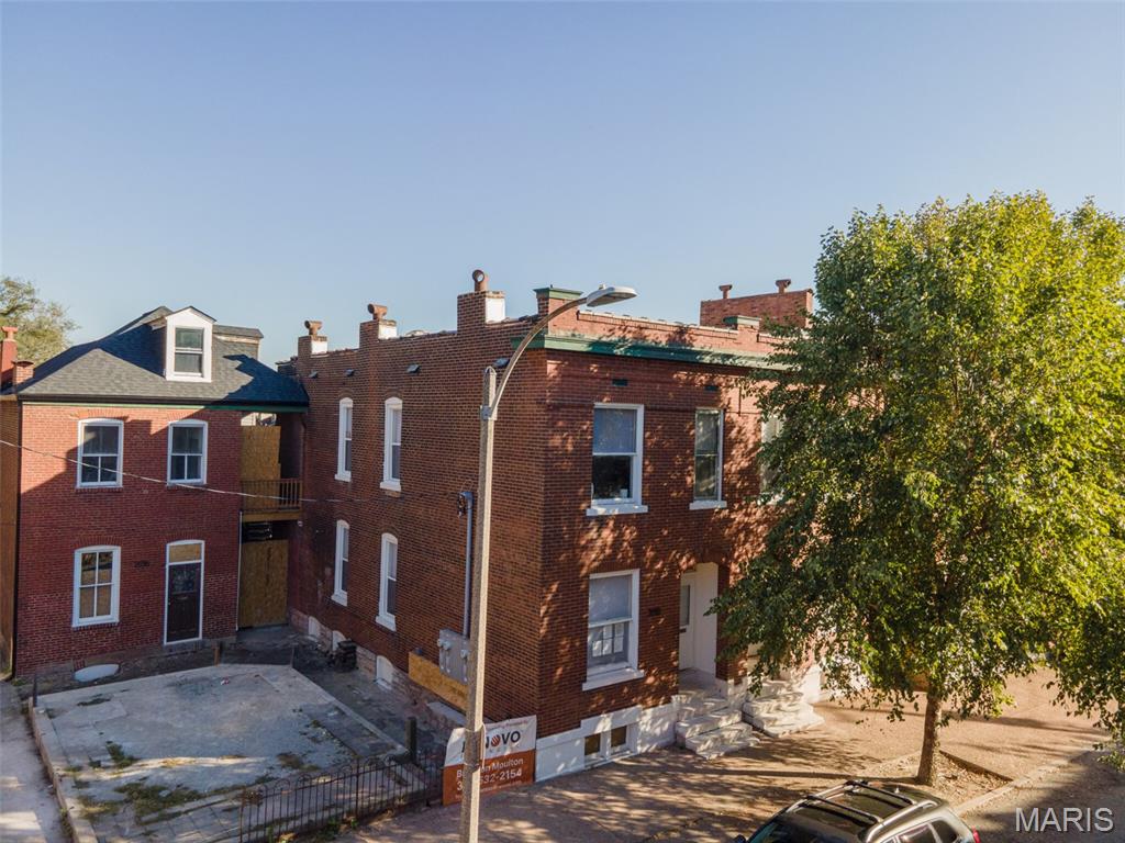 2018 S 9th Street