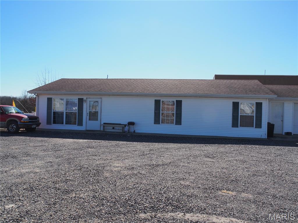 1102-1108 W Highway 28