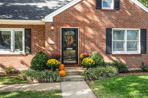 Tiny photo for 3 Wilshire Terrace, Webster Groves, MO 63119 (MLS # 26067048)