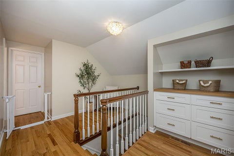 Tiny photo for 3 Wilshire Terrace, Webster Groves, MO 63119 (MLS # 26067048)