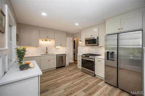 Tiny photo for 3 Wilshire Terrace, Webster Groves, MO 63119 (MLS # 26067048)