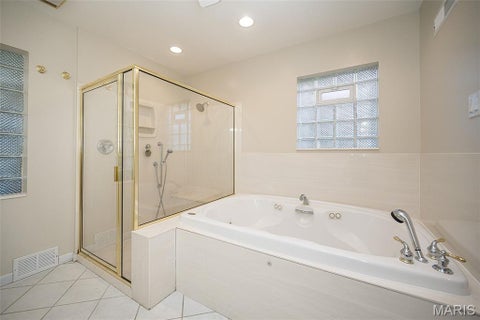 Tiny photo for 3 Wilshire Terrace, Webster Groves, MO 63119 (MLS # 26067048)