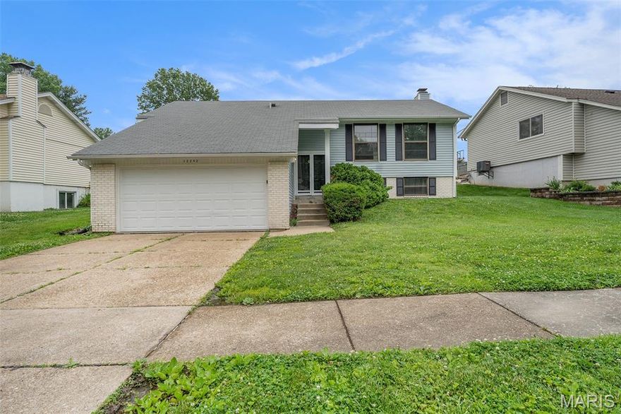 Spacious three-bedroom, two-and-a-half-bathroom home with a mostly finished basement. The main level features three bedrooms and two full bathrooms. The basement features a living area with a fireplace, a half bathroom, and two additional non-conforming rooms, ideal for use as an office, hobby space, or extra storage. The property also features a two-car garage and a spacious backyard, ideal for outdoor enjoyment. Schedule your showing today!