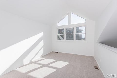 Tiny photo for 1010 Thoreau Court #301, Creve Coeur, MO 63146 (MLS # 25073336)