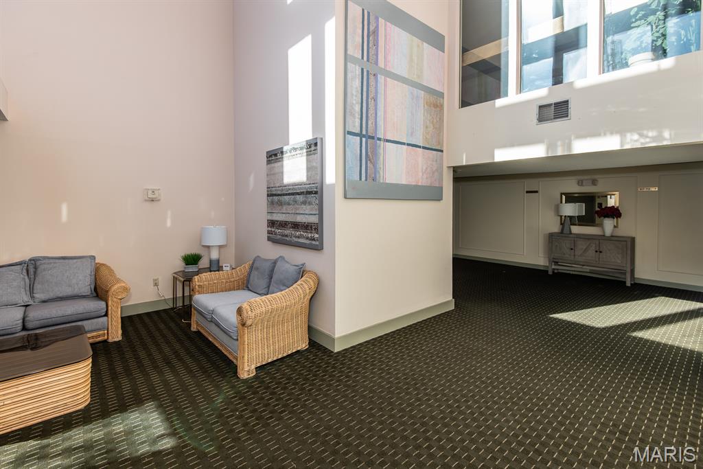 1010 Thoreau Court 301