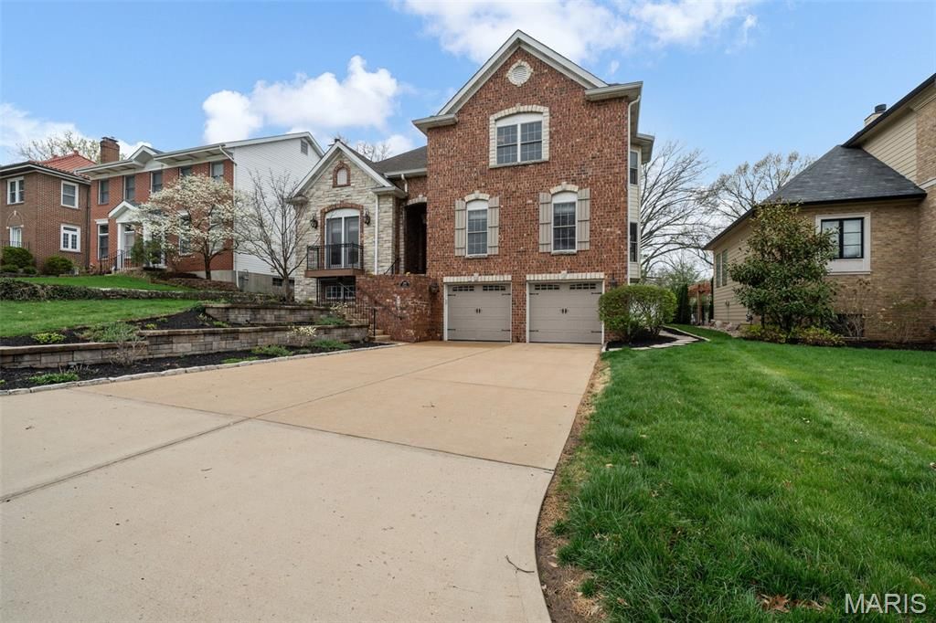 Photo of 8116 Teasdale Avenue, University City, MO 63130 (MLS # 26019460)