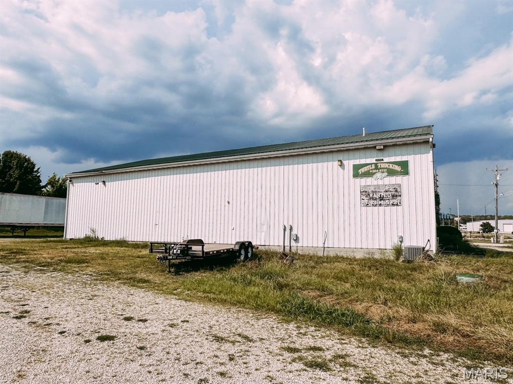 TWITTY DRIVE INDUSTRIAL AREA - Commercial Sale