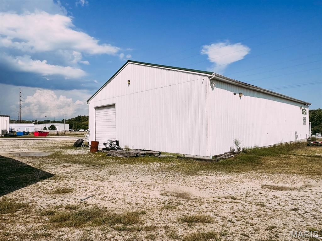 TWITTY DRIVE INDUSTRIAL AREA - Commercial Sale