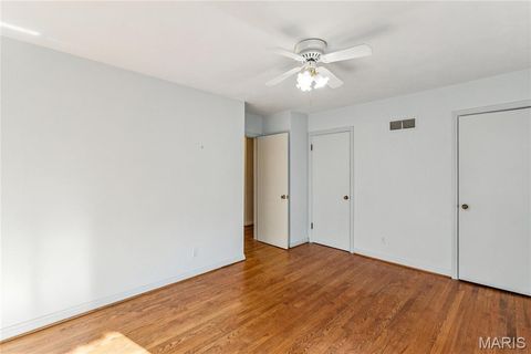 Tiny photo for 401 Cannonbury Drive, Webster Groves, MO 63119 (MLS # 25076475)