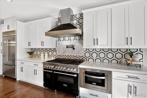 Tiny photo for 2029 Lily Avenue, Kirkwood, MO 63122 (MLS # 26010051)