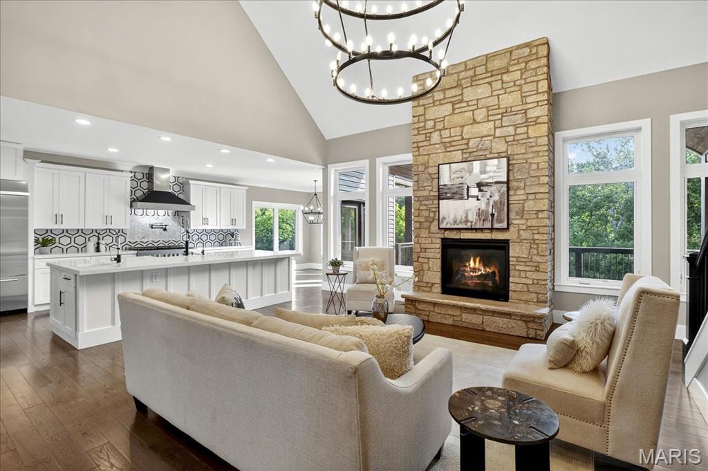 Bluffs At Lily Ave - Residential