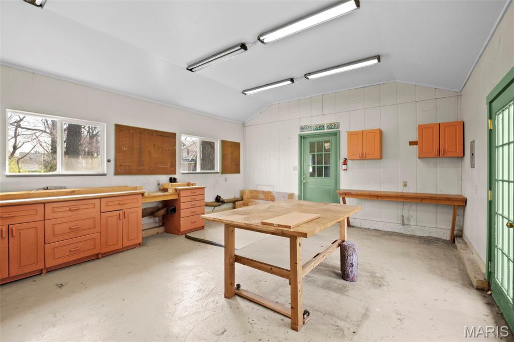 Alfred Lee - Residential