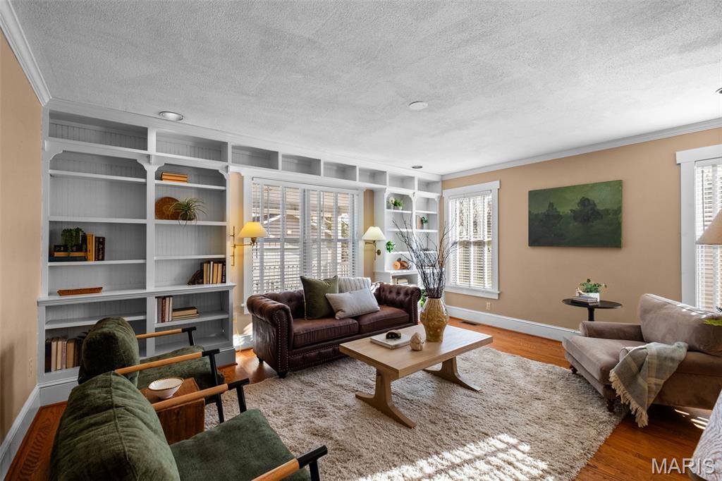 Alfred Lee - Residential