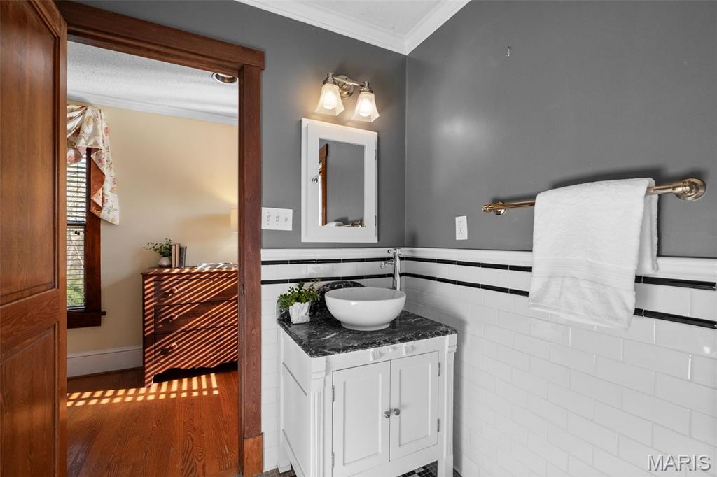 Alfred Lee - Residential