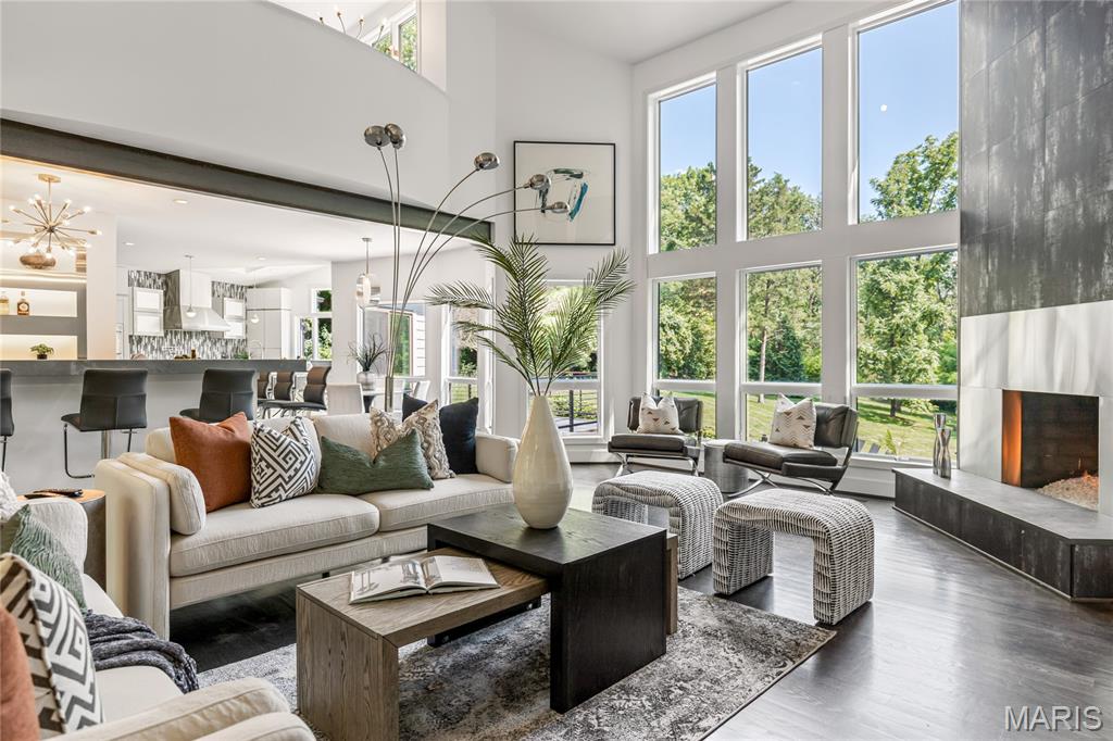 Topping Manor 2 - Residential