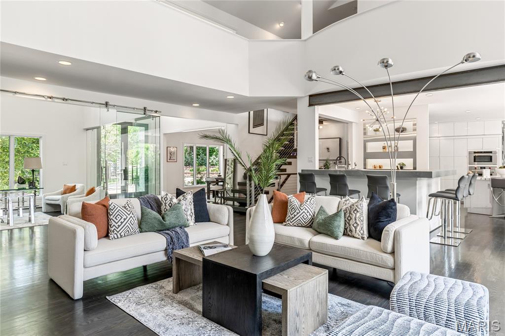 Topping Manor 2 - Residential