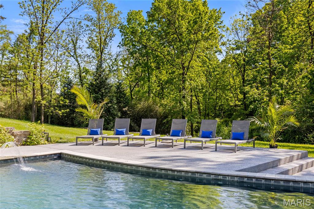 Topping Manor 2 - Residential