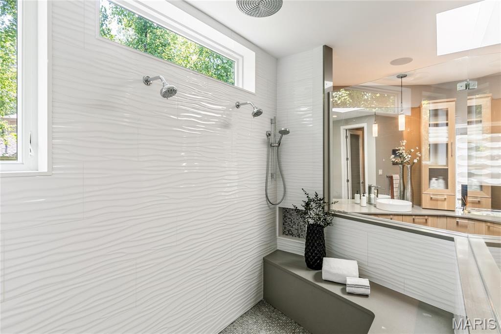 Topping Manor 2 - Residential