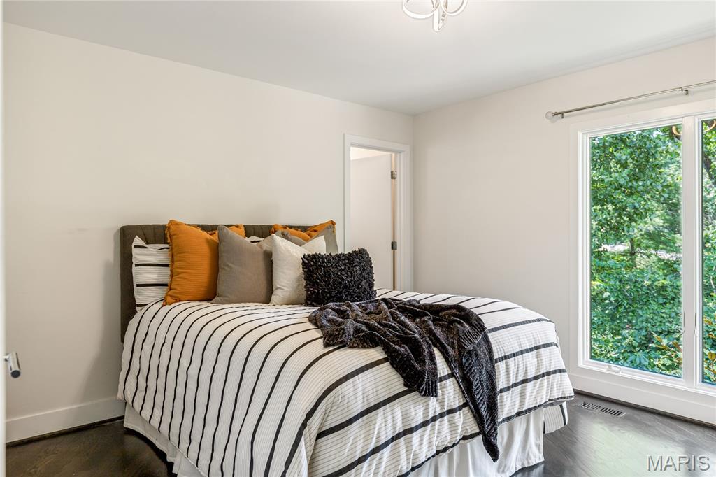 Topping Manor 2 - Residential